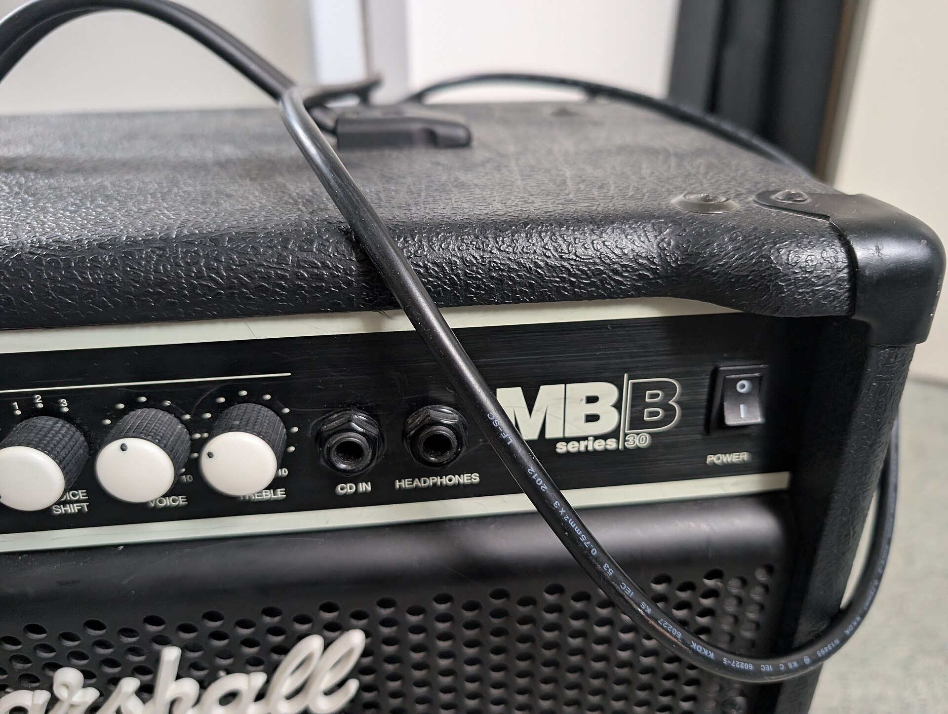 Small Marshall bass practice amp with headphone and CD input sockets