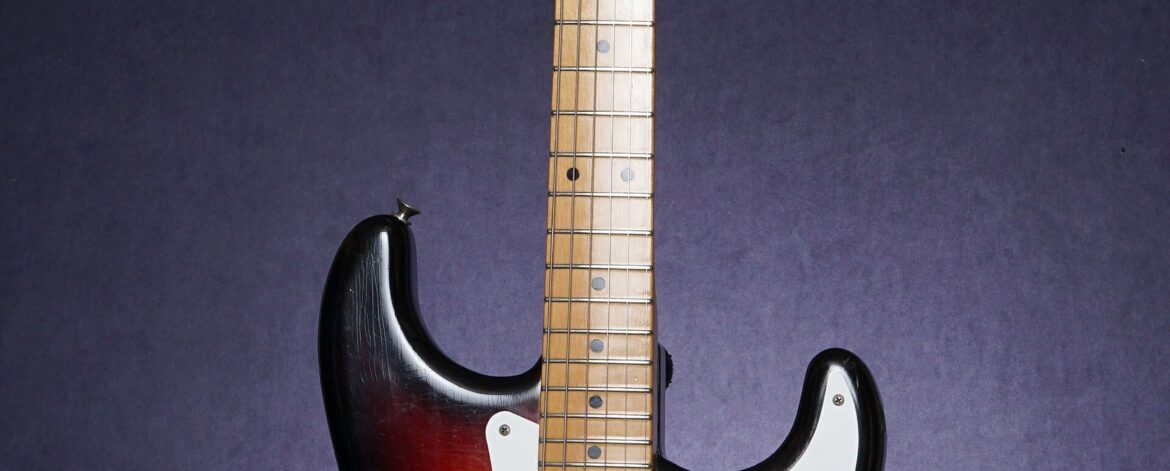 strat_1958_fender_stratocaster Sunburst 1958 Fender Stratocaster electric guitar